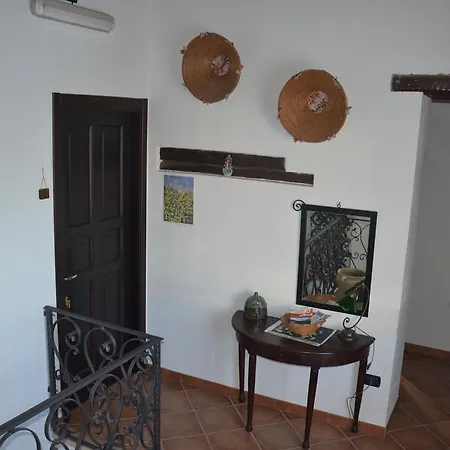 Sa Muredda Nocleg ze śniadaniem Sardara